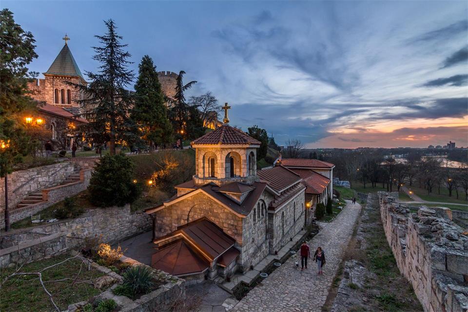 Teil der Belgrader Festung am Kalemegdan ist die orthodoxe Kirche der Heiligen Petka.Tourist Organization of Belgrade/dpa-tmn