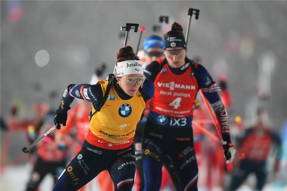 Teil der dominierenden Nation: Lou Jeanmonnot und Justine Braisaz-Bouchet.Petr David Josek/AP/dpa
