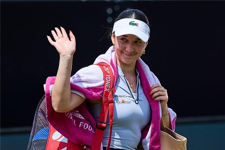 Tennisspielerin Eva Lys wird immer wieder von ihrer rheumatischen Autoimmunerkrankung beeinträchtigt.Mathias Schulz/dpa