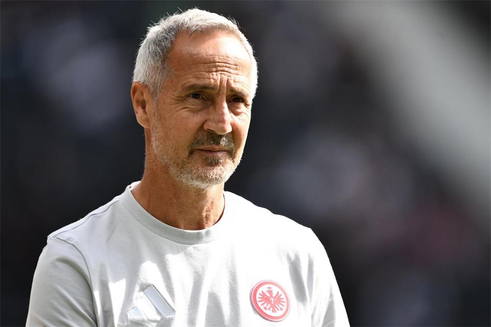 Testete mit seiner Mannschaft gegen Braunschweig: Frankfurt-Coach Adi Hütter. (Achivbild)Florian Wiegand/dpa