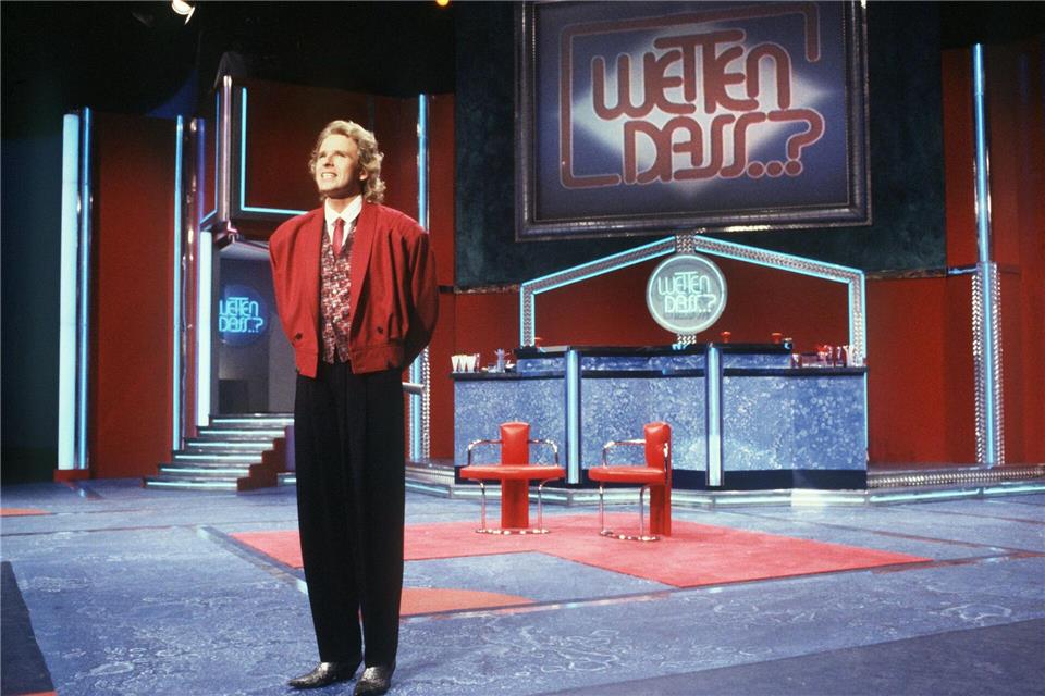 Thomas Gottschalk damals bei seiner „Wetten, dass..?“-Premiere. (Archivbild)Jörg Schmitt/dpa
