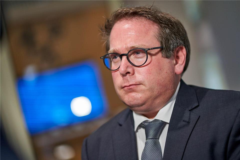 Thomas Linnertz, Präsident der auch für die Aufnahmeeinrichtungen des Landes zuständigen Behörde ADD, hatte in einem Landtagsausschuss gesagt, dass keiner der 923 abgängigen Menschen mehr staatliche Leistungen bekommt. (Archivbild)Sascha Ditscher/dpa