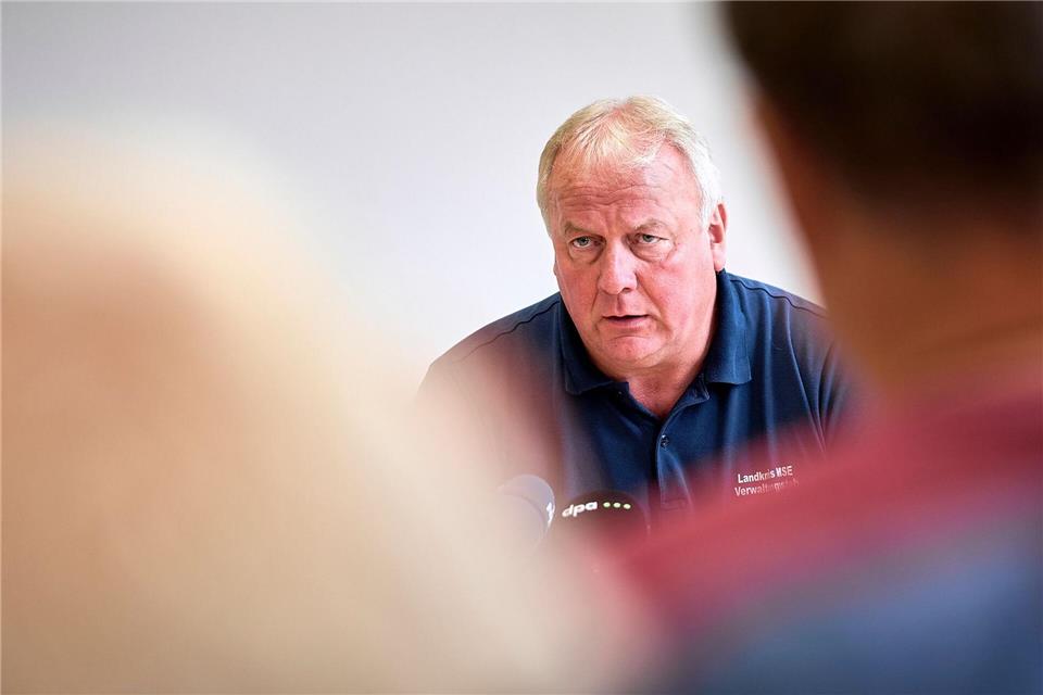 Thomas Müller (CDU), Landrat des Landkreises Mecklenburgische Seenplatte, hat auf eine auffällige Häufung von Großbränden hingewiesen.Michael Ukas/dpa