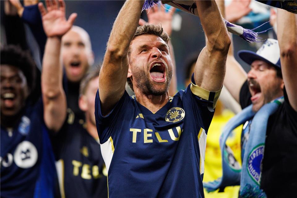 Müller-Vorlage bei Vancouver-Remis - Klopp sieht Niederlage Thomas Müller kehrte nach Verletzungspause zurück ins Team von Vancouver.Kevin Ng/FR172278 AP/AP/dpa