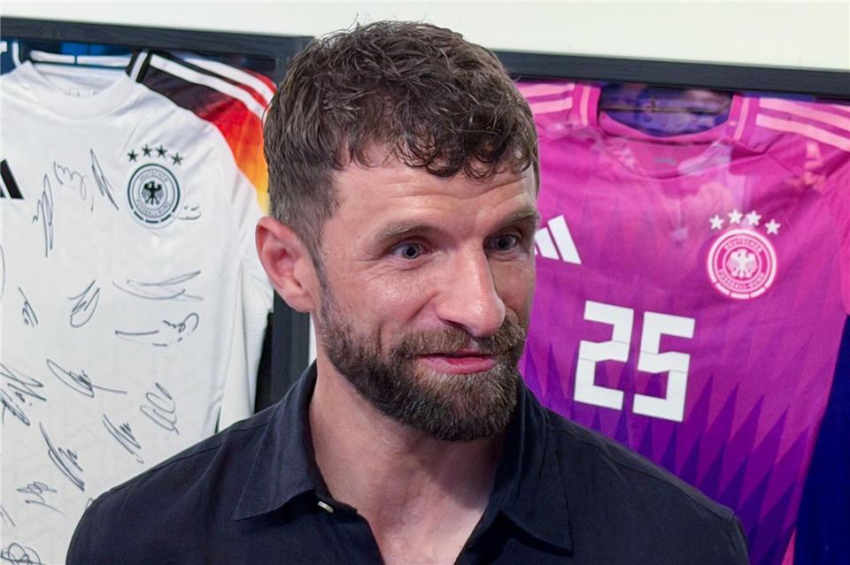 Thomas Müller sprach über die deutschen Chancen bei der WM.Christoph Lother/dpa