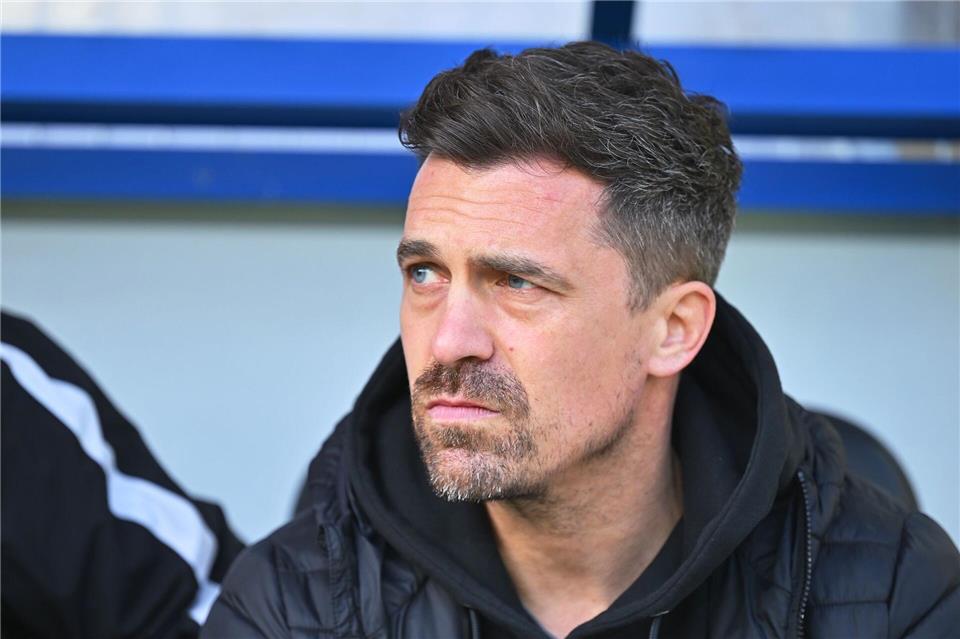 Thomas Stamm trainiert Dynamo Dresden seit Sommer 2024.Swen Pförtner/dpa