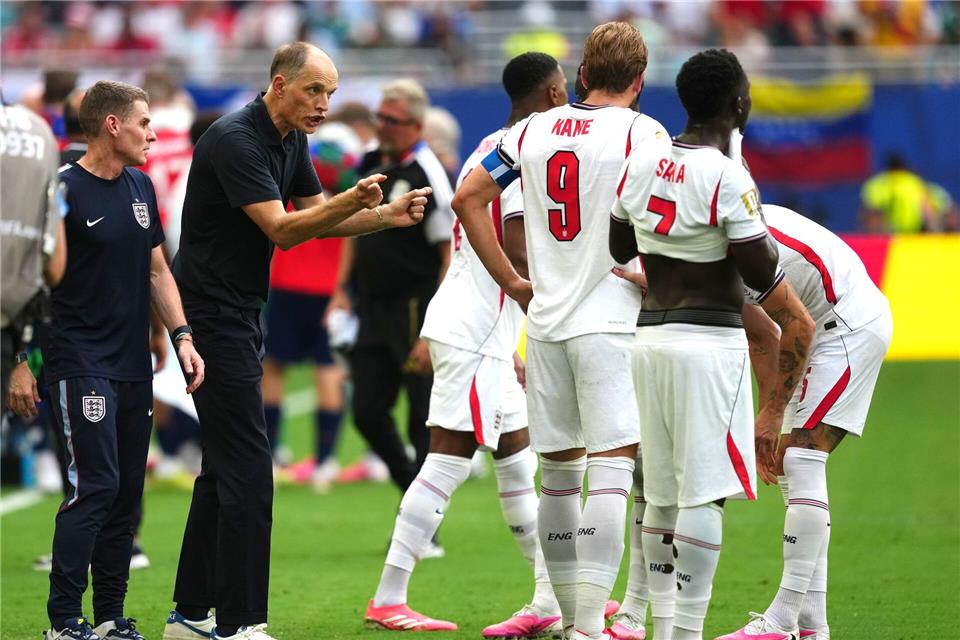 Thomas Tuchel war nicht zufrieden mit der Leistung seines Teams.Martin Rickett/PA Wire/dpa