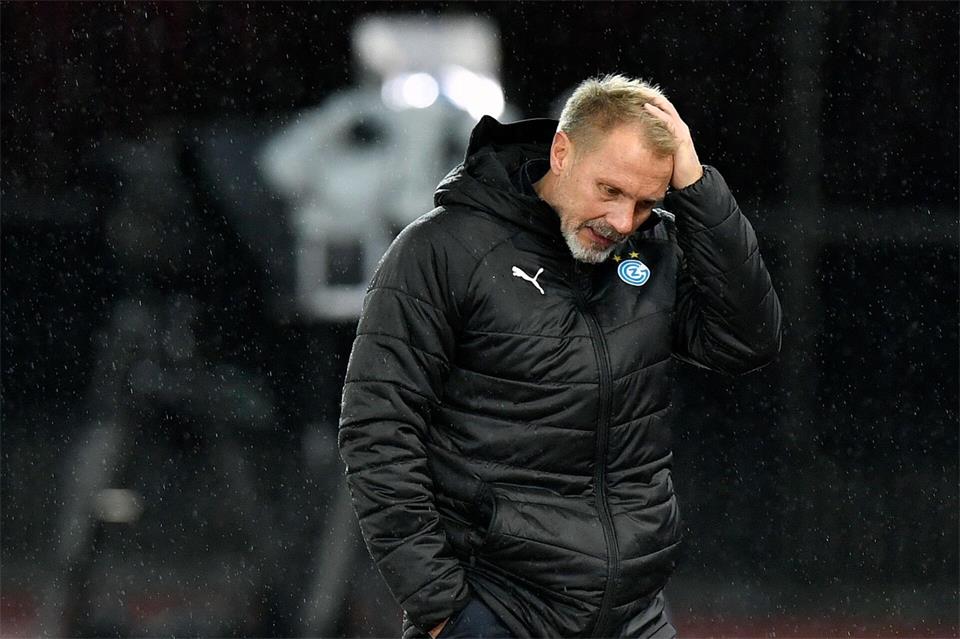 Thorsten Fink ist seinen Job in der Türkei los. (Archivbild)Walter Bieri/KEYSTONE/dpa