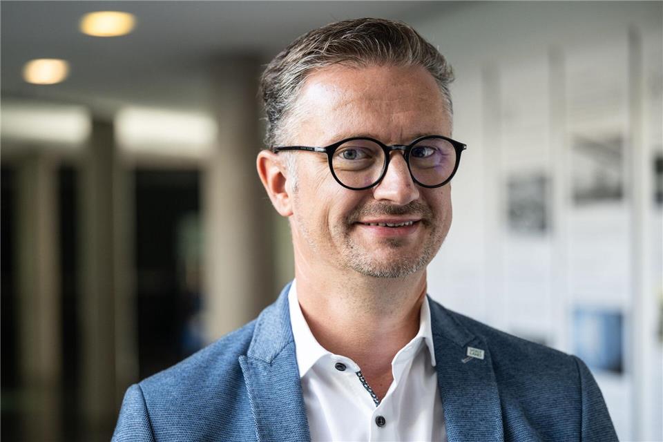 Thüringens Bildungsminister Christian Tischner (CDU) will angehende Lehrerinnen und Lehrer an Regionen binden, wo sie besonders dringend gebraucht werden. (Archivbild)Hannes P. Albert/dpa