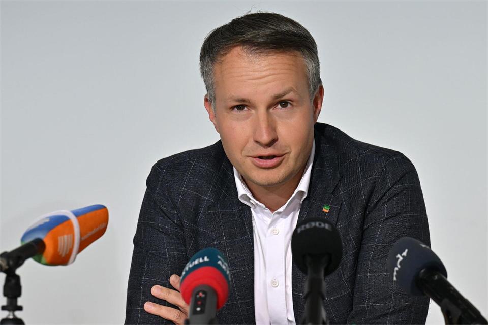 Thüringens CDU-Fraktionschef Andreas Bühl dringt auf eine Senkung der Stromsteuer. (Archivbild)Martin Schutt/dpa