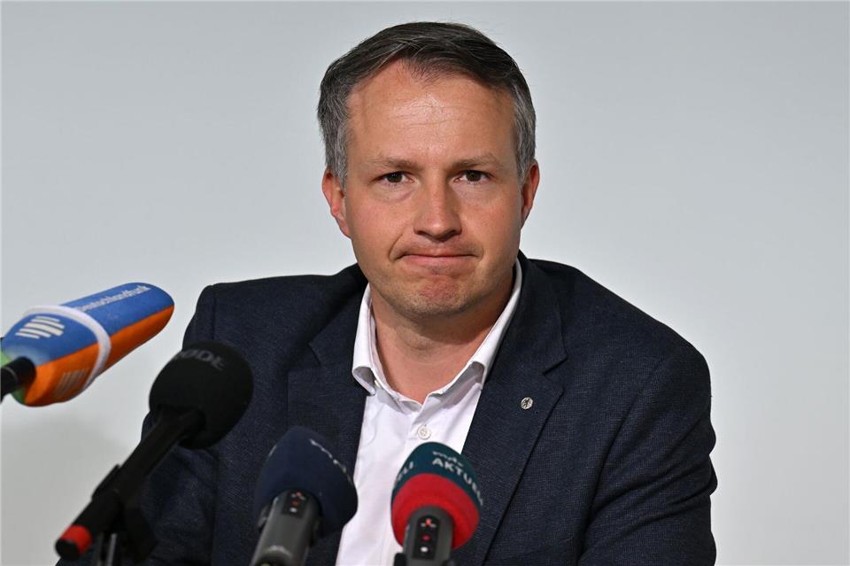 Thüringens CDU-Fraktionschef Andreas Bühl hält in den Verhandlungen über ein Entlastungsgesetz eine Annäherung für nötig. (Archivbild) Martin Schutt/dpa