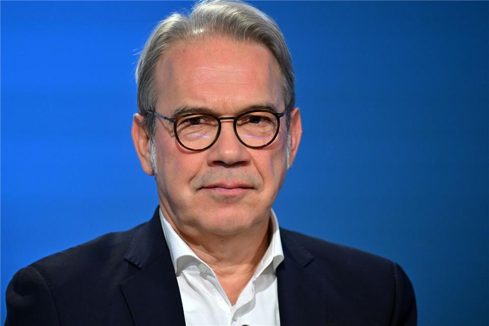 Thüringens Innenminister Georg Maier (SPD) ist froh über das neue Drohnenabwehrzentrum von Bund und Ländern. (Archivbild)Martin Schutt/dpa