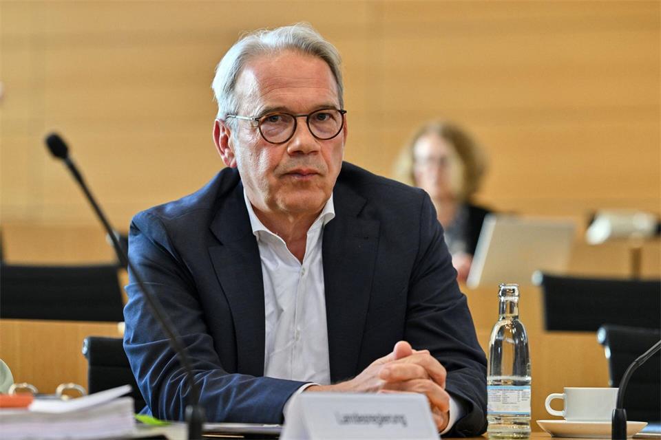 Thüringens Innenminister Georg Maier sieht gute Chancen für ein AfD-Verbotsverfahren Martin Schutt/dpa