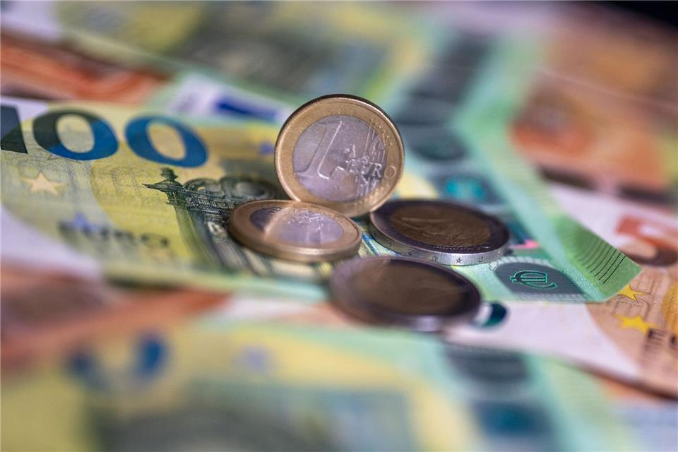 Thüringens Kommunen haben im vergangenen Jahr mehr Geld ausgegeben. (Symbolbild)Monika Skolimowska/dpa