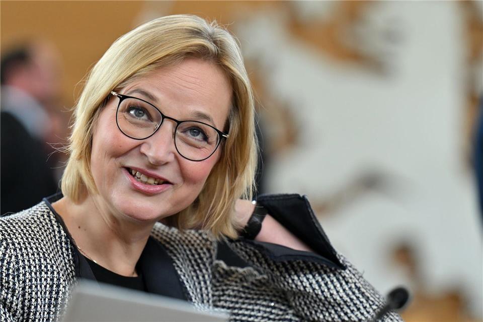 Thüringens Landtag beschäftigt sich erstmals mit dem Doppelhaushalt für die kommenden beiden Jahre. Martin Schutt/dpa
