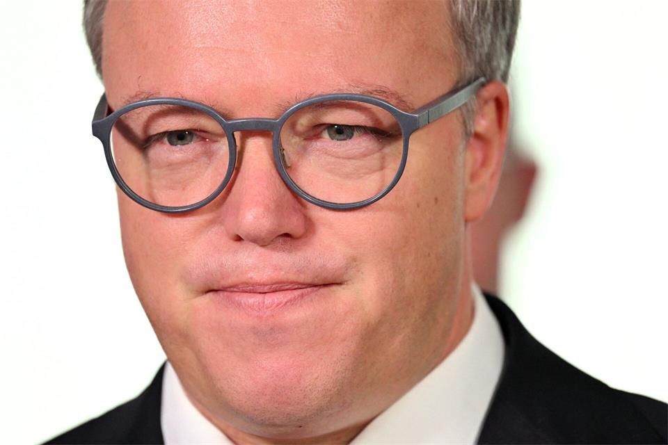 Thüringens Ministerpräsident Mario Voigt (CDU) beendet den Rechtsstreit um seine Doktorarbeit und akzeptiert den Entzug des Titels. (Archivbild)Martin Schutt/dpa