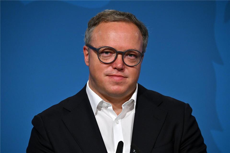 Thüringens Ministerpräsident Mario Voigt (CDU) reist mit einer Delegation nach Israel.Martin Schutt/dpa