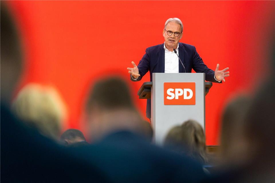 Thüringens SPD-Chef Georg Maier warnt vor der AfD, die er als völkisch-nationalistische Bewegung sieht. Michael Reichel/dpa