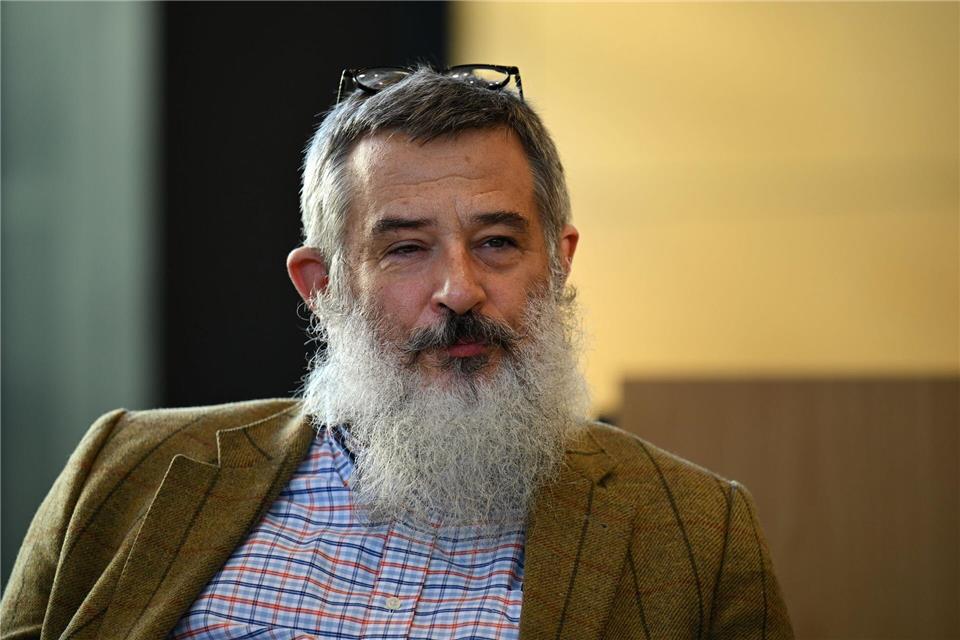 Thüringens Verfassungsschutzpräsident Stephan Kramer sieht eine neue rechte Jugendkultur mit hohem Gewalt- und Aggressionspotenzial. (Archivbild)Martin Schutt/dpa