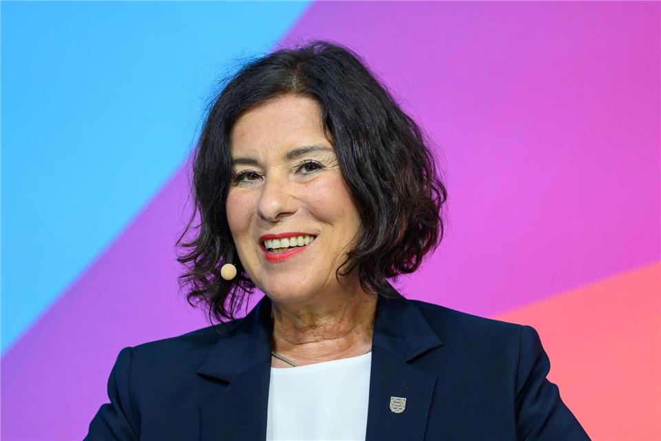 Thüringens Wirtschaftsministerin Colette Boos-John sieht in der Produktion von Militärtechnik Chancen. (Archivbild)Patrick Pleul/dpa
