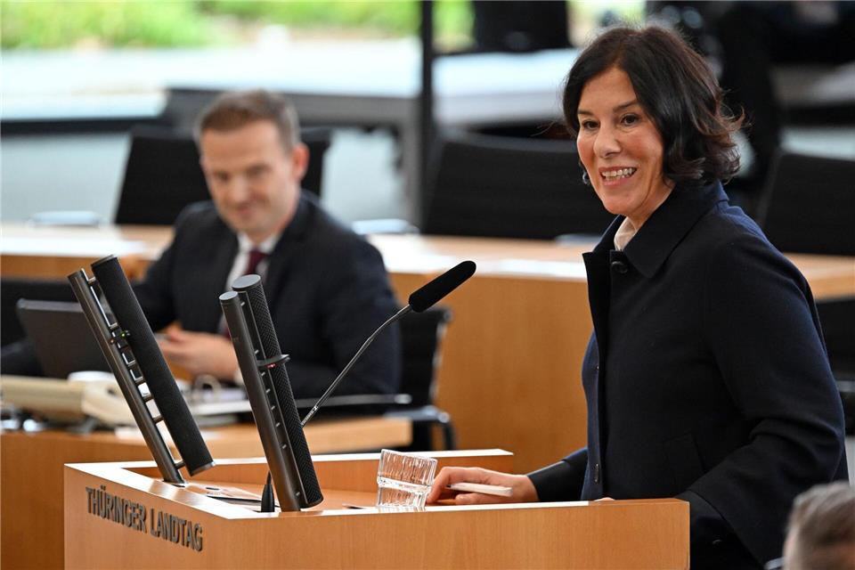 Thüringens neue Wirtschaftsministerin will die wirtschaftliche Talfahrt stoppen. (Symbolbild)Martin Schutt/dpa