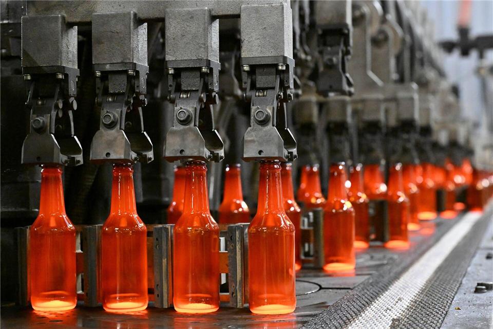 Thüringer Glasindustrie senkt Energieverbrauch (Illustration). Martin Schutt/dpa