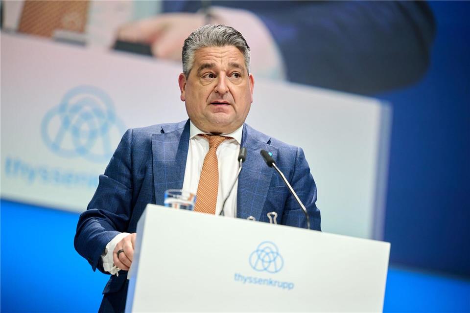 Thyssenkrupp-Chef López wirbt bei den Aktionärinnen und Aktionären für die neue Unternehmensstrategie „Aces 2030“.Bernd Thissen/dpa