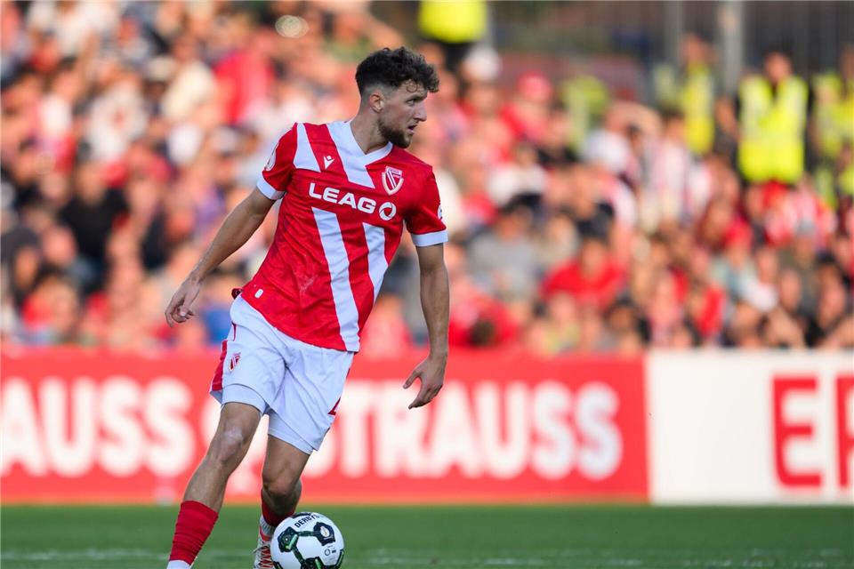 Tim Campulka spielt auch in der zweiten Liga für Energie Cottbus. (Archivbild)Robert Michael/dpa