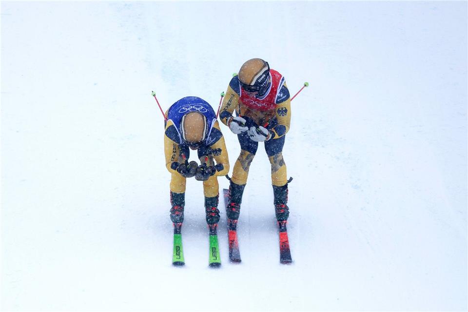 Tim Hronek (links) und Florian Wilmsmann beim Olympia-Rennen in Livigno. (Archivbild)Oliver Weiken/dpa