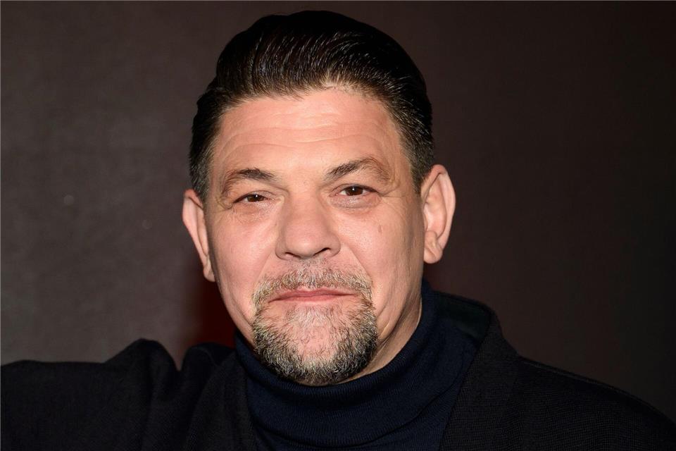 Tim Mälzer liebt seinen Beruf immer noch. (Archivfoto)Gregor Fischer/dpa