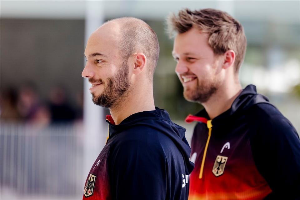 Tim Pütz (l) und Kevin Krawietz stehen im Wimbledon-Halbfinale