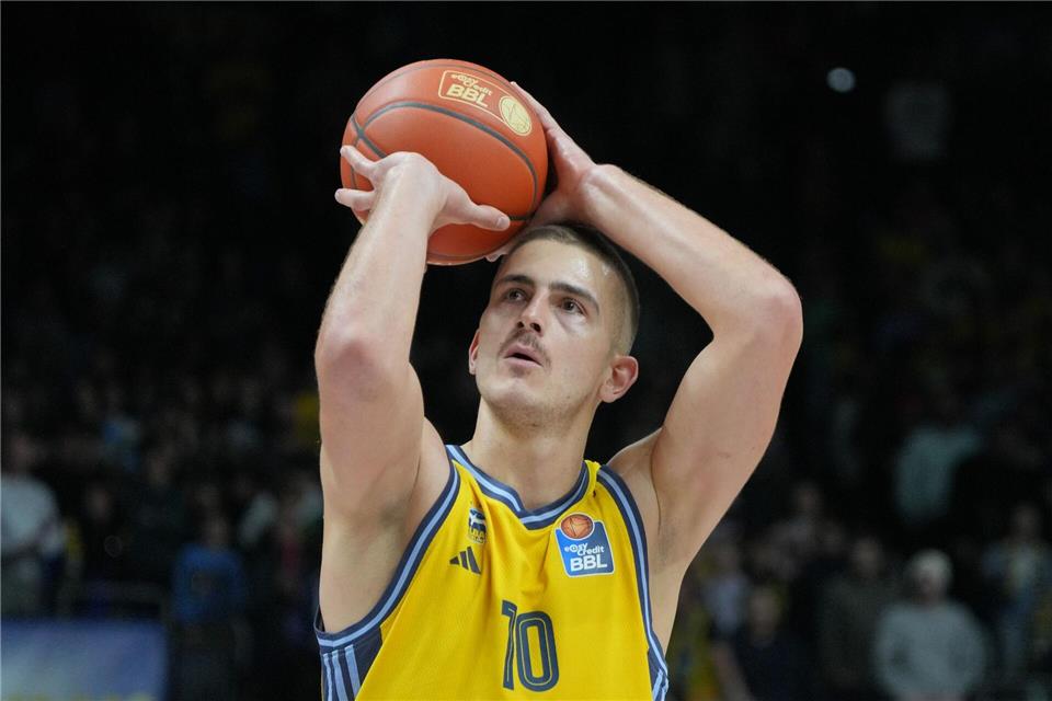 Tim Schneider verlässt nach 14 Jahren Alba Berlin.Soeren Stache/dpa