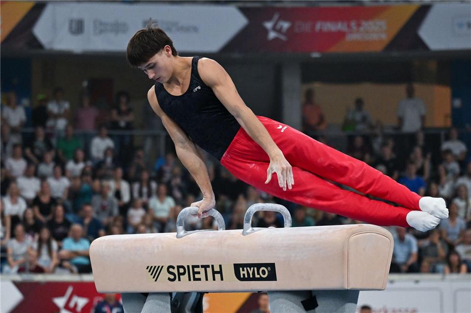 Timo Eder siegt auch bei der zweiten WM-Qualifikation der Turner.Hendrik Schmidt/dpa