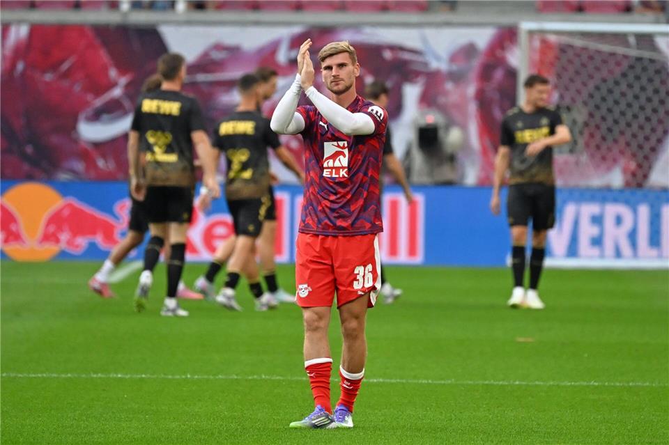 Timo Werner (RB Leipzig) stand erstmals wieder im RB-Kader und wurde von den Fans mit Sprechchören gefeiert. Jennifer Brückner/dpa