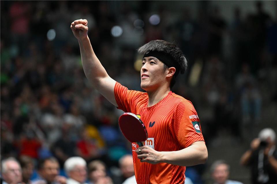 Tischtennis-Profi Dang Qiu.Arne Dedert/dpa