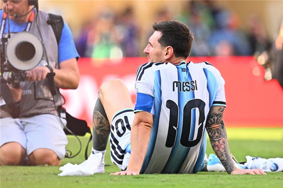 Titeltraum geplatzt: Messi nach dem Abpfiff in East Rutherford.Tom Weller/dpa