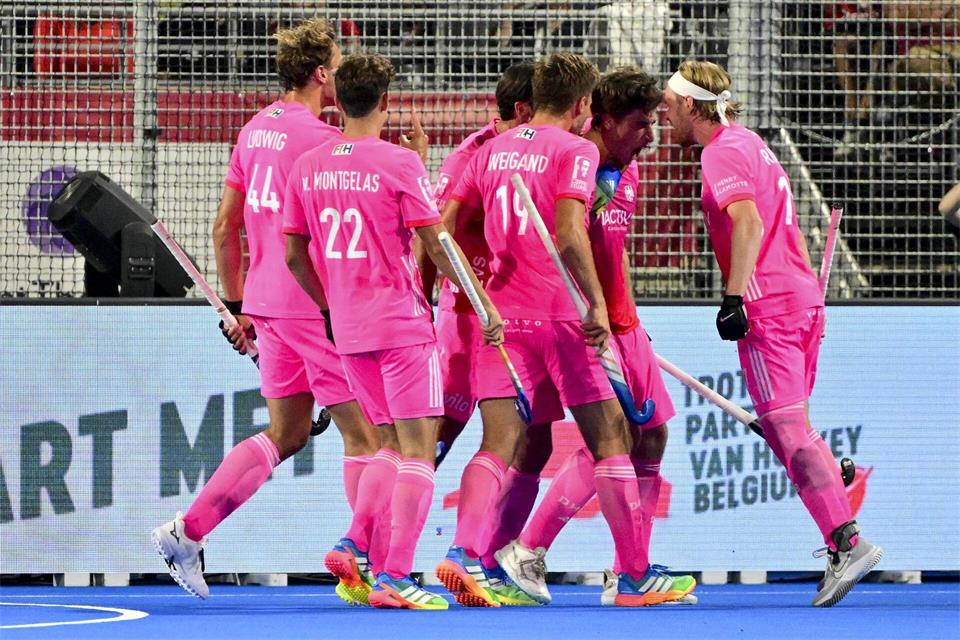 Titelverteidiger Deutschland beendete die WM-Vorrunde ungeschlagen. (Archivbild)Dirk Waem//dpa