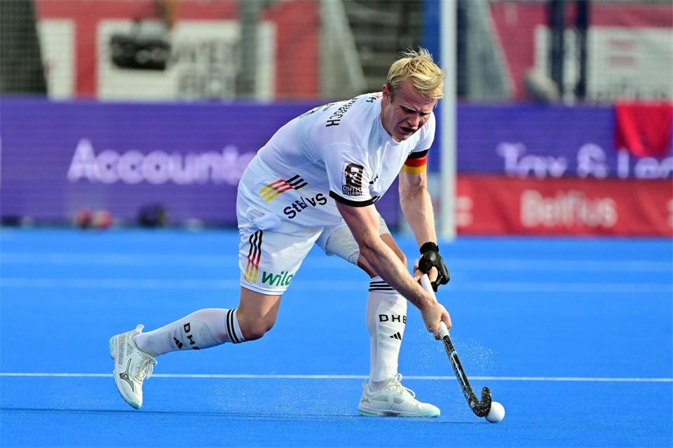 Tom Grambusch führte die Hockey-Herren als neuer Kapitän zum nächsten WM-Titel. Dirk Waem/Belga/dpa