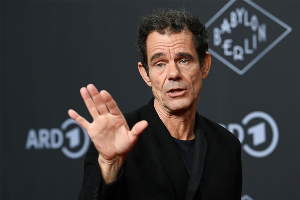 Tom Tykwer ist einer der Drehbuchautoren von „Babylon Berlin“. (Archivbild)Jens Kalaene/dpa
