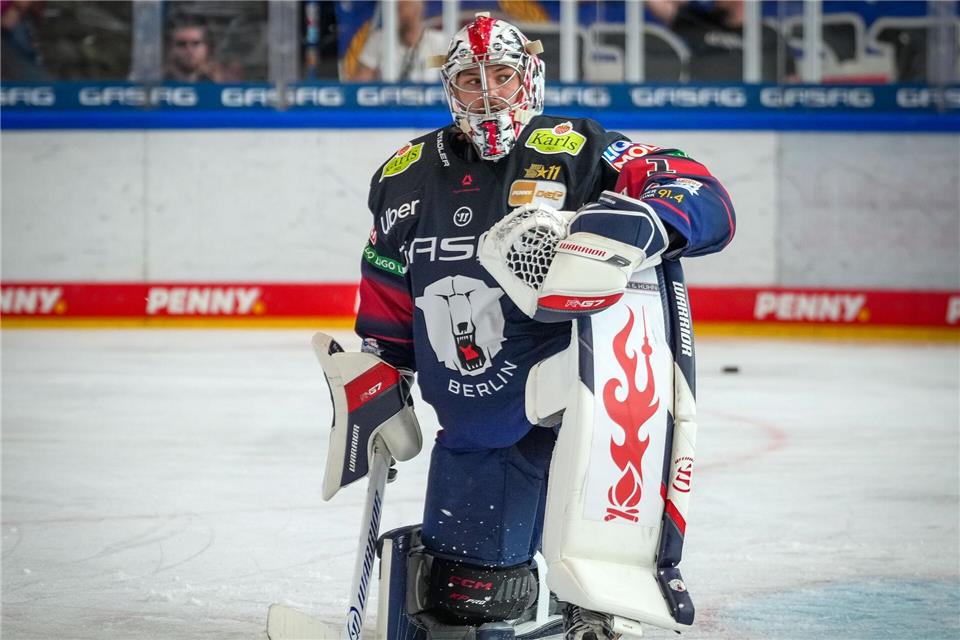 Torhüter Jonas Stettmer konnte die Heimniederlage der Eisbären Berlin gegen Köln nicht verhindern. (Archiv)Soeren Stache/dpa