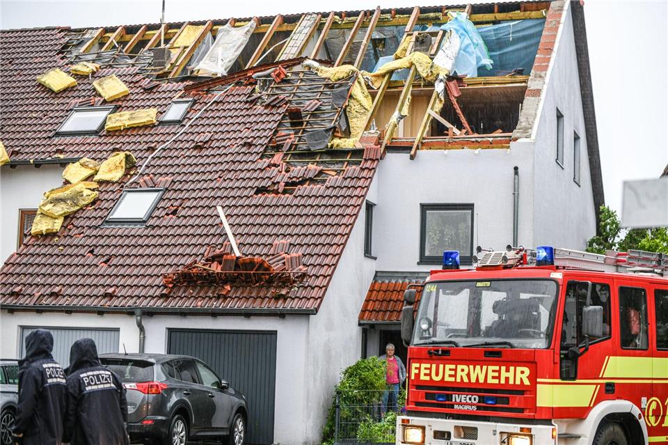 Tornado-Schäden in Ulm-Donaustetten Anfang Juni. In der abgelaufenen Saison wurden in Baden-Württemberg fünf Tornados über Land bestätigt.Jason Tschepljakow/dpa