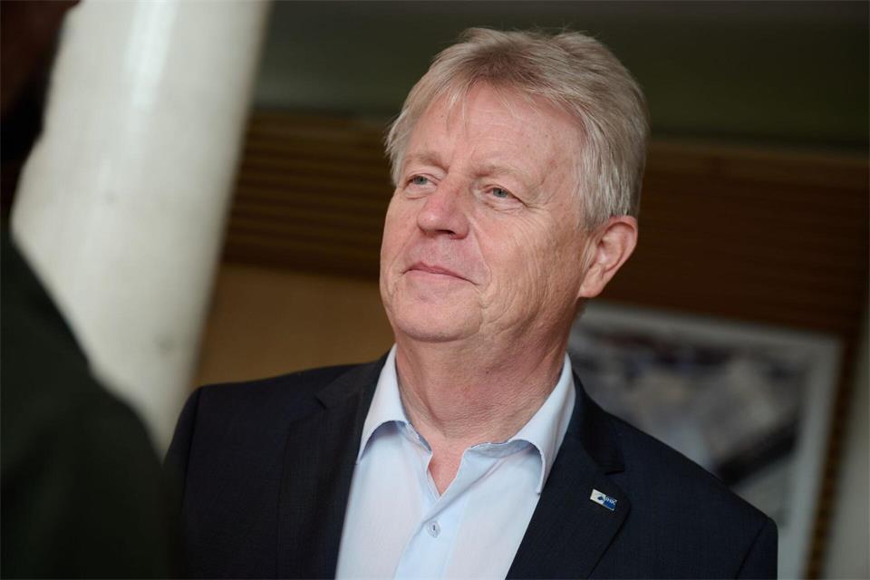 Torsten Haasch, Hauptgeschäftsführer der IHK Neubrandenburg, fordert bessere Anbindungen der Region und mehr Kooperation.Philip Dulian/dpa