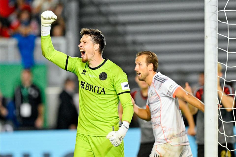 Torwart Florian Stritzel und der SVWW: Wiedersehen mit dem FC Bayern. (Archivbild)Uwe Anspach/dpa