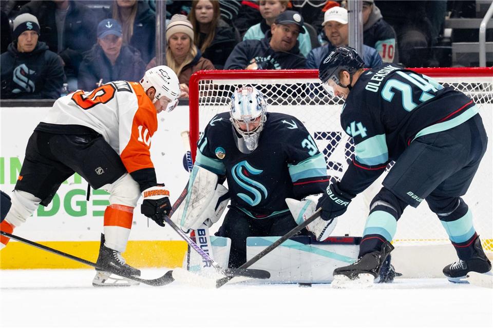 Torwart Grubauer wehrte bei Seattles Sieg 31 Schüsse ab.Stephen Brashear/FR159797 AP/AP/dpa