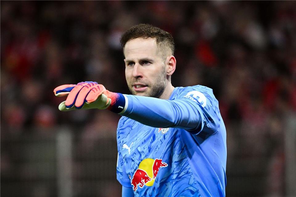 Torwart Peter Gulacsi verlässt RB Leipzig in Richtung Spanien. (Archivbild)Soeren Stache/dpa