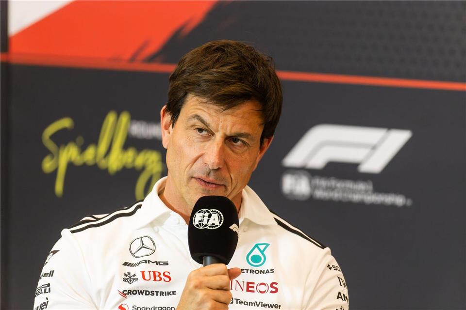Toto Wolff steht einer V8-Rückkehr offen gegenüber. (Archivbild)Philipp von Ditfurth/dpa