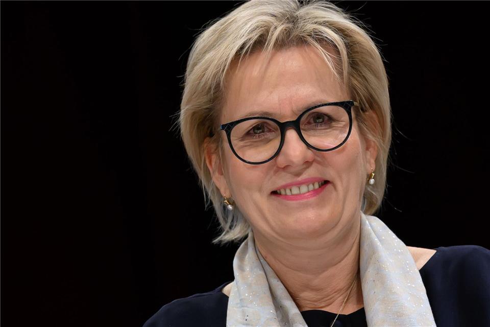 Tourismusministerin Barbara Klepsch (CDU) hat den Vizemarschall der polnischen Woiwodschaft Niederschlesien, Wojciech Bochnak, in Dresden empfangen. (Archivbild)Hendrik Schmidt/dpa
