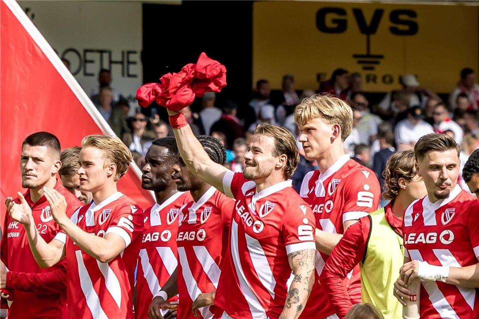Träumt von der Rückkehr in die 2. Bundesliga: Energie Cottbus. (Archivbild)Frank Hammerschmidt/dpa