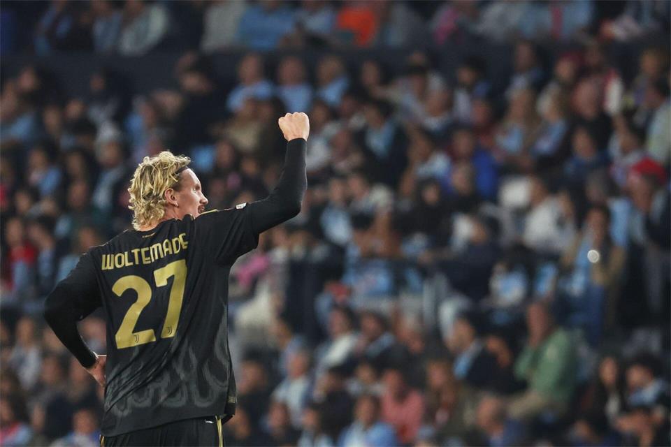 Traf erneut für Juventus Turin in der Europa League: Nick Woltemade.Lalo R. Villar/AP/dpa