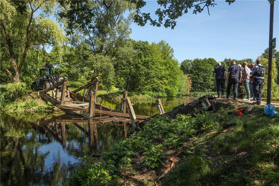 Tragischer Unfall: Die Brücke am Bocholter Rodelberg war im Frühjahr 2023 eingestürzt.